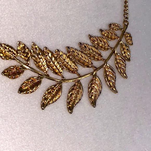 Gold Olive Leaf Bib Statement Necklace - Picture 13 of 16